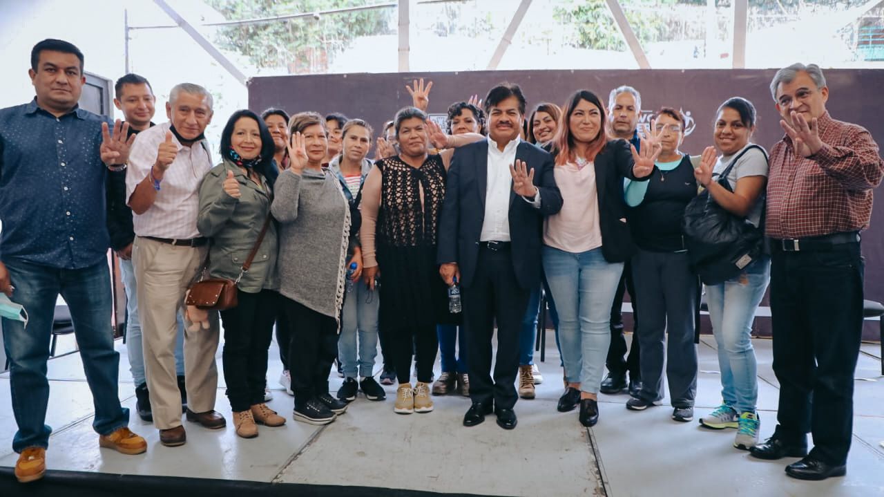 Esta tarde en la colonia Quetzalcoatl en la zona de Cuautepec, se inauguró la Casa de Cultura Quetzalcoatl 3. El evento estuvo encabezado por el alcalde de Gustavo A. Madero; Francisco Chíguil Figueroa y el Ingeniero Óscar Díaz Palomas, Director de Obras y Desarrollo Urbano de esta demarcación.