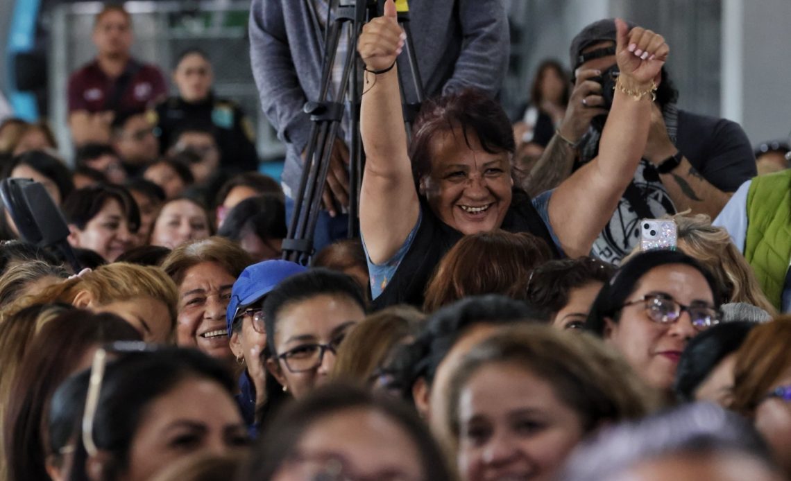 De acuerdo con el jefe de Gobierno, Martí Batres, la percepción de seguridad en las mujeres que transitan por la vía pública, tuvo un incremento del 101.4% en relación con el 2020, según datos de la Encuesta Nacional de Victimización y Percepción sobre Seguridad Pública (ENVIPE). FOTO: GCDMX