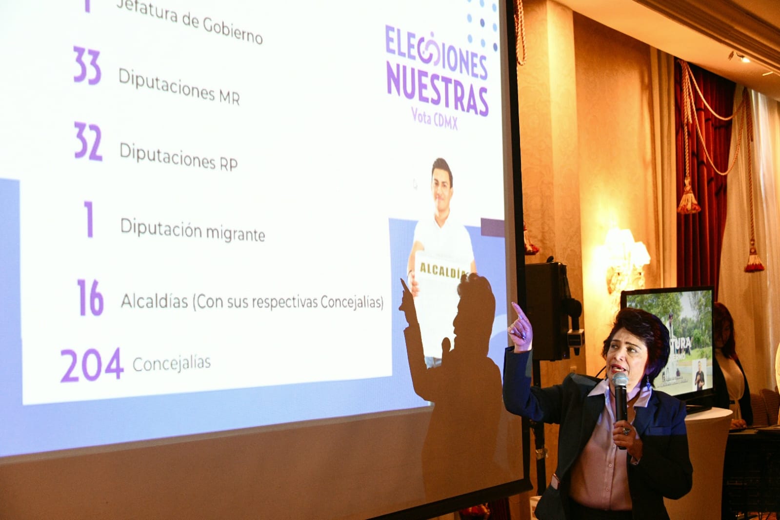 La consejera  presidenta del IECM, Patricia Avendaño, lanzó un llamado para convencer a los jóvenes que acudan a votar en 2024. FOTO: IECM