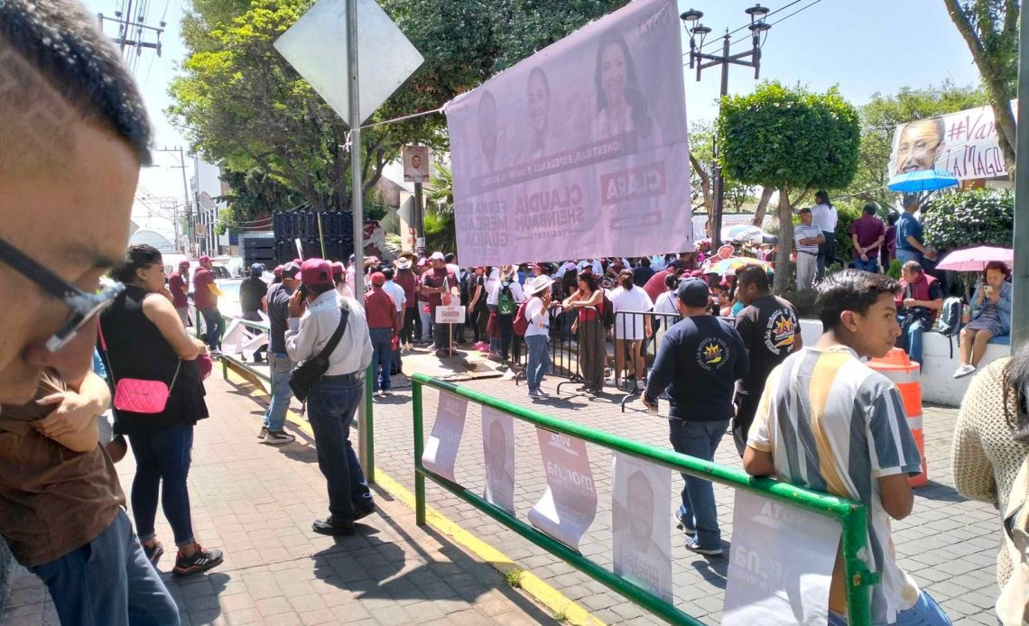 El candidato de Morena a la Alcaldía La Magdalena Contreras, Fernando Mercado trae una racha en que todo le sale mal. Este lunes, de nueva cuenta, le falló a sus candidatas Clara Brugada y Claudia Sheinbaum. FOTO: Especial