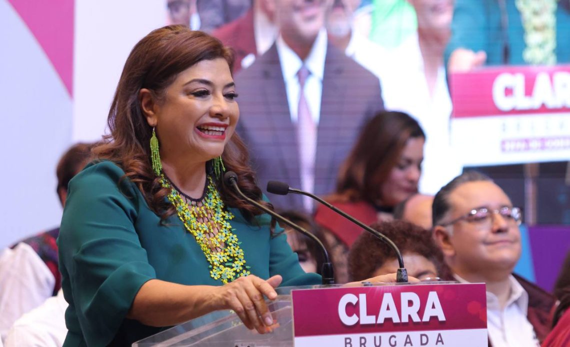 Clara Brugada, candidata a la Jefatura de Gobierno de la Ciudad de México por la coalición “Sigamos haciendo historia”, aseguró que ganará los próximos comicios del 2 de junio cuando las tres alcaldías que concentran 60% del padrón electoral la favorezcan con su voto. FOTO: Especial