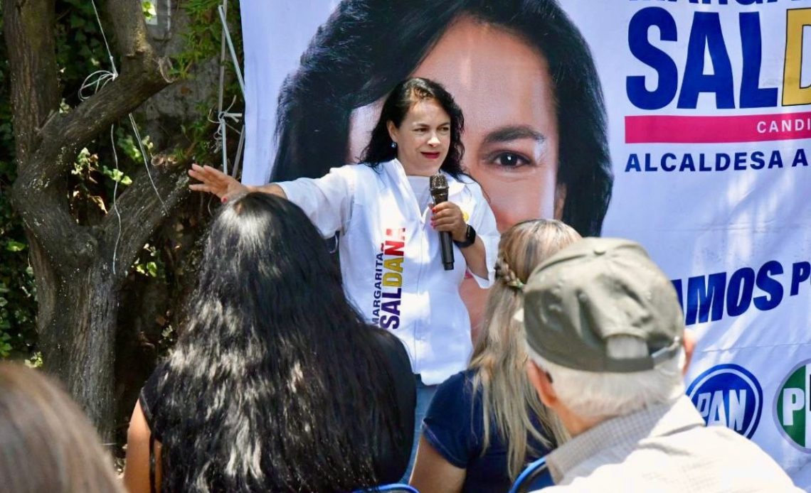 Margarita Saldaña Hernández, candidata a la reelección por Azcapotzalco, de la alianza Va x la Ciudad de México, pidió a Morena dejar que el próximo domingo 2 de junio se lleve a cabo una elección limpia, en paz y sobre todo en libertad. FOTO: Especial