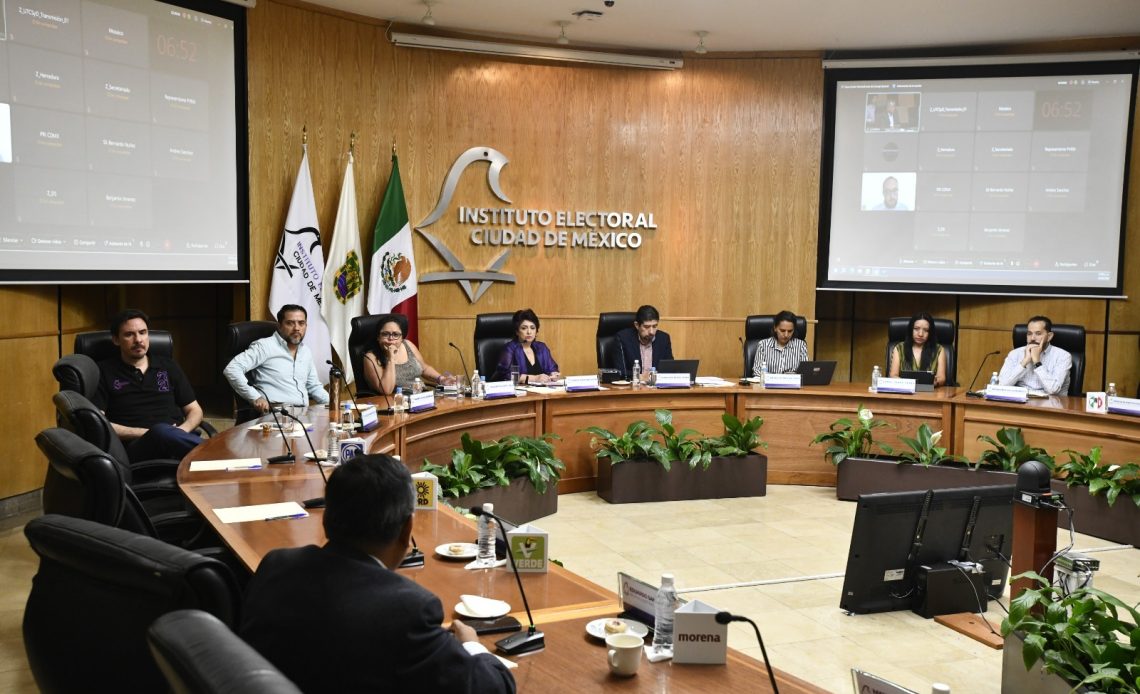 El INE informó que se prevé el recuento de al menos el 60% de los paquetes electorales, que conlleva su reapertura, ante lo cual en la oposición en la Ciudad de México también ya exploran solicitar el mismo procedimiento ante el IECM, porque igual se están documentando irregularidades, incidencias en miles de casillas. FOTO: Especial