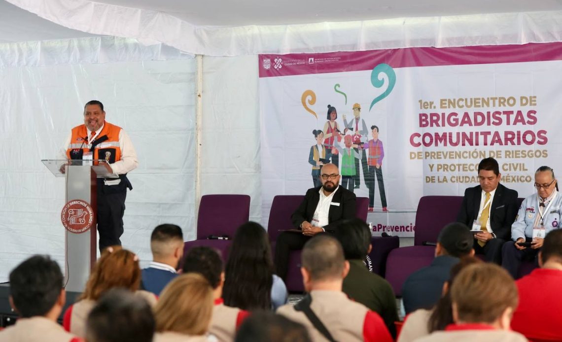 No bajamos la guardia y promovemos, por instrucción del Alcalde Giovani Gutiérrez, la generación de capacidades de resiliencia en la población a través de la conformación de brigadas comunitarias: Jorge Peña, titular de PC en Coyoacán. FOTOS: Especial