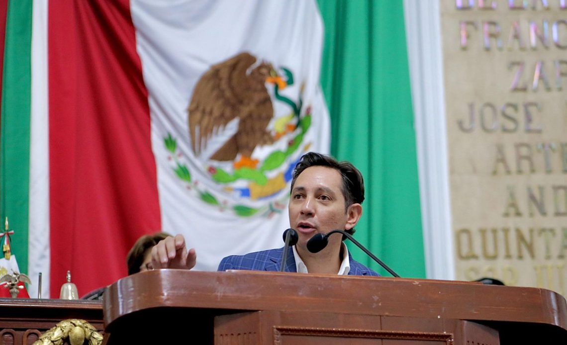 Desde la tribuna del Congreso de la Ciudad de México, el Diputado Federico Chávez Semerena hizo un llamado enérgico a las autoridades capitalinas para esclarecer y sancionar el presunto desvío de más de 13 millones de pesos durante la administración del exalcalde de Xochimilco, José Carlos Acosta.