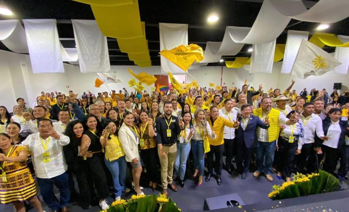 El bloque, llamado por algunos como el G8, dejó en claro este sábado que se deslinda de los partidos de derecha y de los dirigentes del pasado. FOTOS: Especial