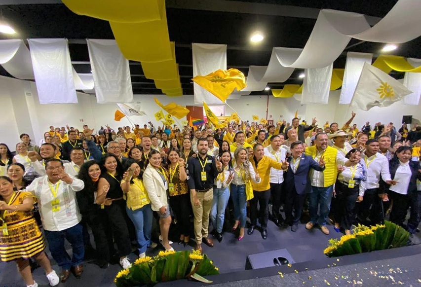 Este fin de semana se llevó a cabo el encuentro fundacional del Bloque Nacional Político de Partidos locales del PRD, donde sus dirigentes acordaron caminar juntos en unidad, sin sumisión y con una visión progresista. FOTO: Especial
