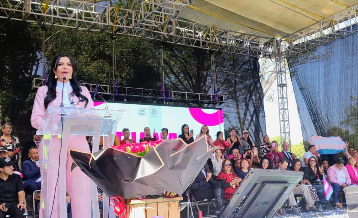 “Le queda claro al Magistrado presidente del Tribunal Superior de Justicia de la CDMX, Rafael Guerra, que el informar a la ciudadanía del trabajo que se realiza es un ejercicio democrático, de respeto para los capitalinos, y la diputada Diana Sánchez Barrios es una aliada del Poder Judicial”, sostuvo la diputada Diana Sánchez Barrios FOTOS: Especial