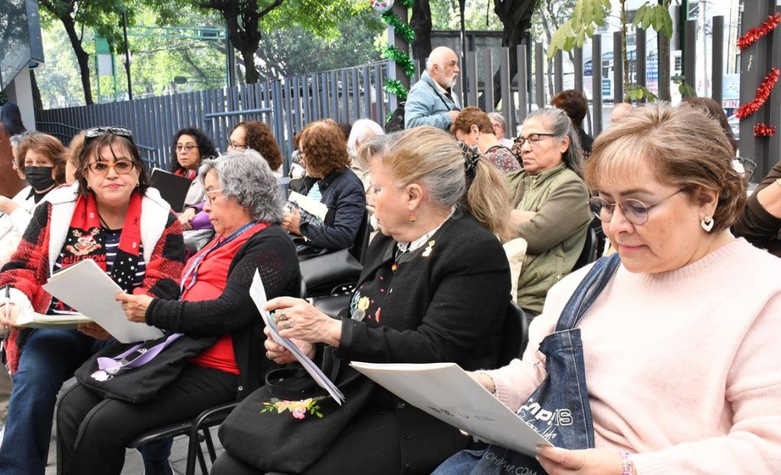 Con una trayectoria consolidada, el CECAM Mixcoac cuenta con 14 años de servicio a la comunidad, mientras que el plantel Cumbres suma más de 16 años fortaleciendo la educación, el aprendizaje y la convivencia de las personas adultas mayores en la alcaldía Benito Juárez.