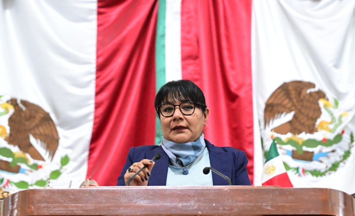 Para facilitar a la población la correcta separación, clasificación y disposición final de los residuos, la diputada Claudia Neli Morales Cervantes propuso que las etiquetas de alimentos, bebidas y productos envasados incluyan información clara y visible que especifique la categoría de desechos a la que pertenecen sus envases o empaques. FOTO: Especial