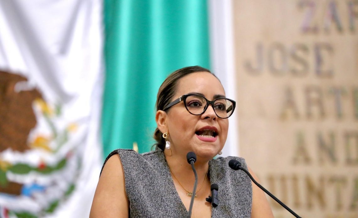 Exige diputada Álvarez a la SEP claridad sobre calendario escolar
