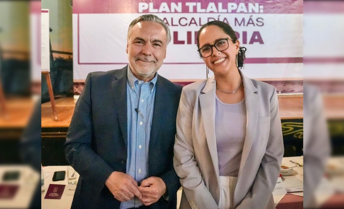 La alcaldesa de Tlalpan, Gabriela Osorio logró lo que pocos veían posible: unificó a Morena… ¡en su contra! La implicación de eso es que ya no se ve algún escenario medianamente probable de que pueda ser reelecta en la Alcaldía. FOTOS: RRSS Gabriela Osorio / portada libro citado.