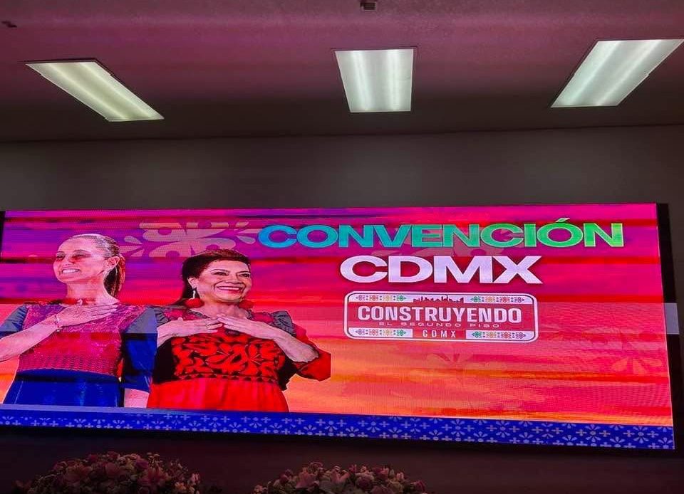 El siempre polémico diputado federal, Alfonso Ramírez Cuéllar, ya metió ruido en Morena en la Ciudad de México, con su activismo político en las últimas semanas, cuya intención real es quedarse al frente del partido en la capital del país, lo que pone en riesgo los acuerdos ya establecidos de los grupos y las fuerzas políticas locales. FOTO: Especial