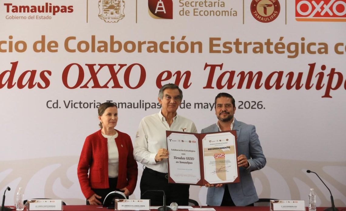 Al atestiguar el anuncio de inversión por 300 millones de pesos y la apertura de 60 nuevas tiendas de la cadena OXXO en el estado -que generarán 450 empleos directos-, el gobernador de Tamaulipas, Américo Villarreal Anaya, sostuvo que esta decisión refleja la confianza de las empresas en las condiciones de desarrollo y seguridad que hay en la entidad. FOTO: Especial